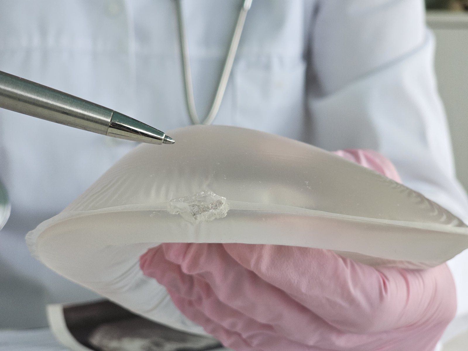 Chirurgie des seins sans implants